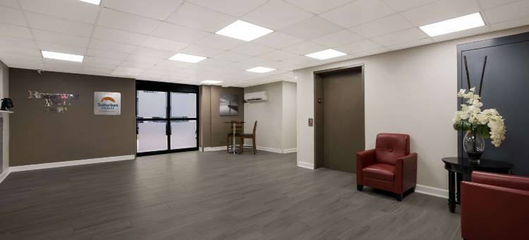 都会工作室密尔沃基机场(Suburban Studios Milwaukee Airport)图片