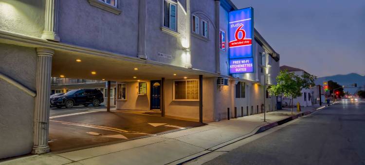 加利福尼亚州罗斯米德帕萨迪纳Studio 6(Studio 6 Rosemead, CA – Pasadena)图片