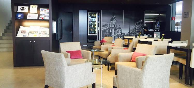 西班牙广场维也纳套房酒店(Suites Viena Plaza de España)图片