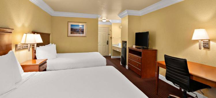 威利茨贝斯特韦斯特酒店(Best Western Willits Inn)图片