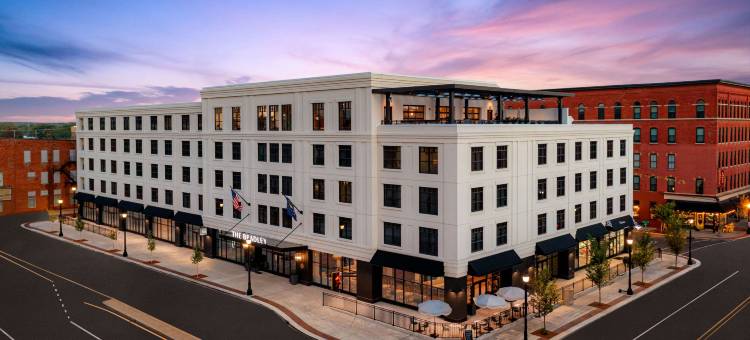 布拉德利酒店(The Bradley)图片