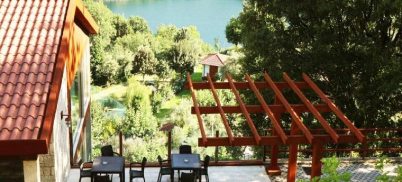 格雷斯阿格里霍住宅酒店(Agrinho Suites & Spa Gerês)图片