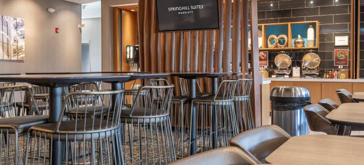 SpringHill Suites Woodbridge图片