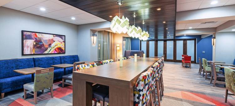 加德纳会议中心希尔顿欢朋酒店(Hampton Inn by Hilton Gardner Conference Center)图片