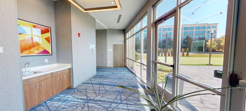 芝加哥绍姆堡智选假日酒店套房(Holiday Inn Express & Suites CHICAGO SCHAUMBURG by IHG)图片