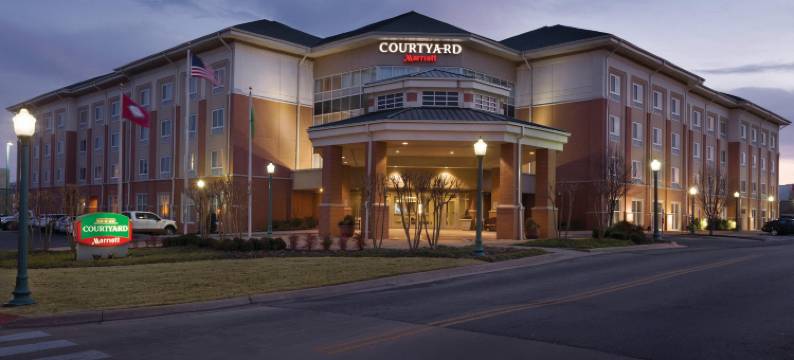 史密斯堡市中心万怡酒店(Courtyard Fort Smith Downtown)图片