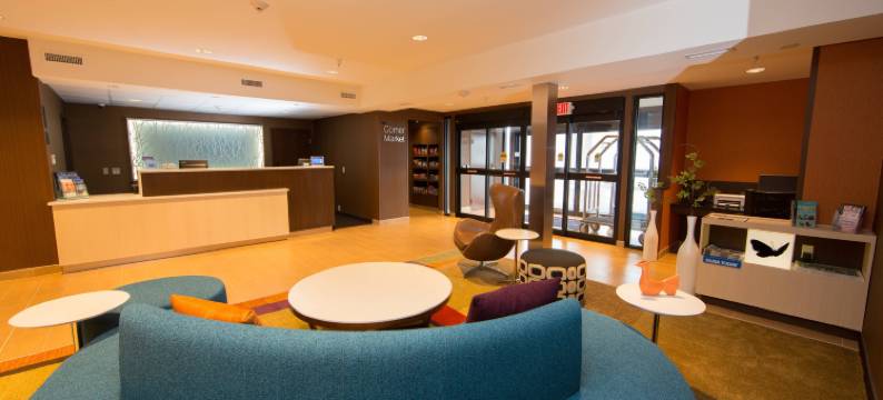 伯灵顿万枫酒店(Fairfield Inn & Suites Burlington)图片