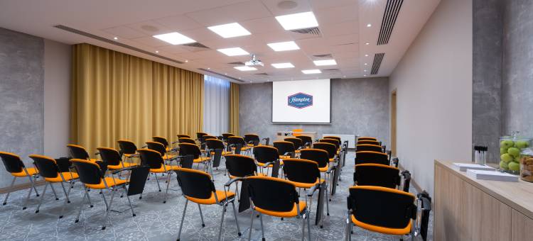 阿斯塔纳胜利拱门希尔顿欢朋酒店(Hampton by Hilton Astana Triumphal Arch)图片
