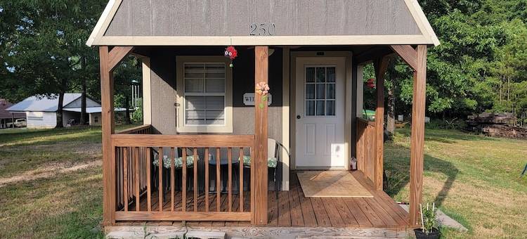 欢乐乡村微型小屋!(Cheerful Country Tiny Home!)图片