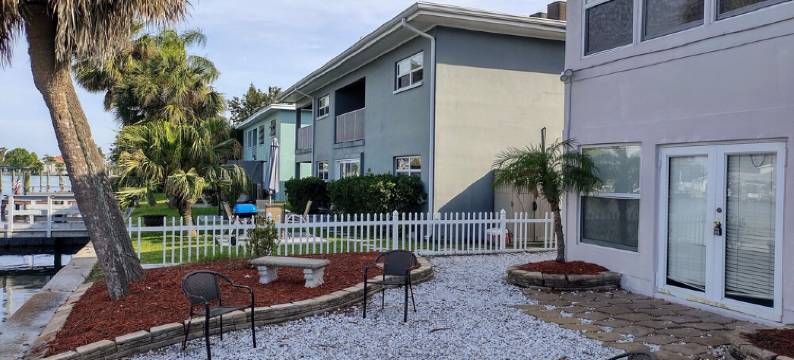 Amazing 1B/1B Waterview, main level Apt. AS3图片