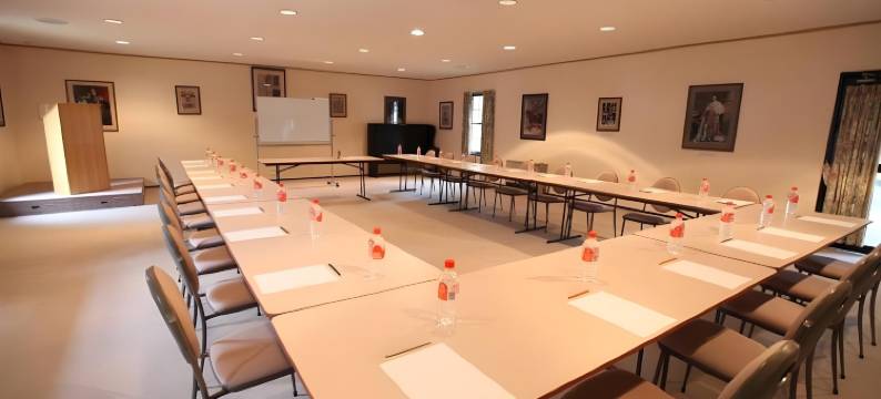 狐狸与猎犬历史酒店(The Fox and Hounds Historic Hotel)图片