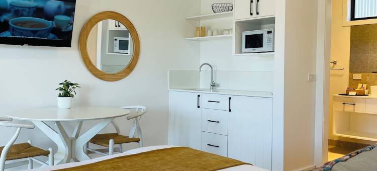 逃跑狐狸 - 基尔摩汽车旅馆(Fox on the Run - Motel Kilmore)图片