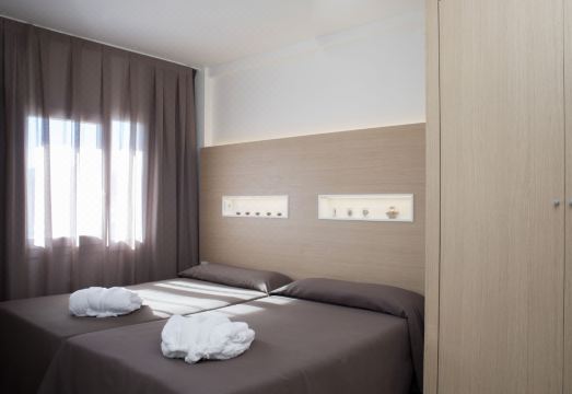 Aparthotel Acualandia Hotel Overview