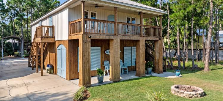 Bayfront Vistas and Private Pool - Spectacular Coastal Retreat图片