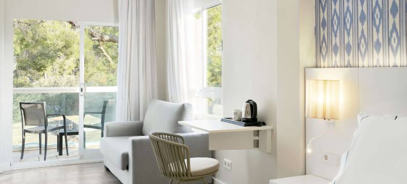 埃克波塔尔斯诺斯酒店(Exe Portals Nous)图片