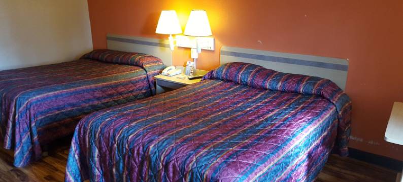 红毯旅馆(Red Carpet Inn)图片