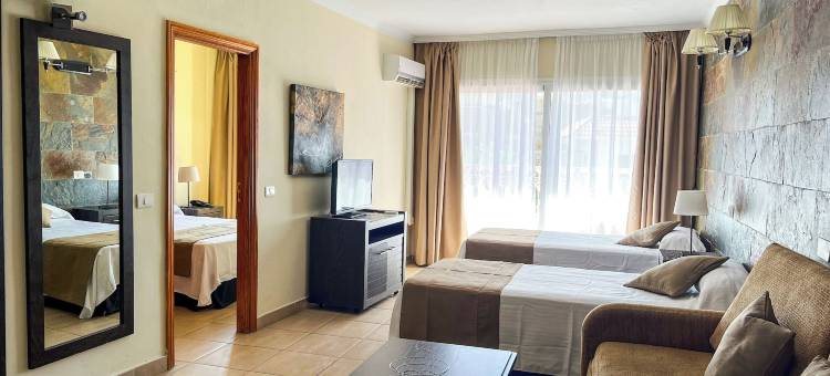 拉阿尔德亚套房酒店(Hotel la Aldea Suites)图片
