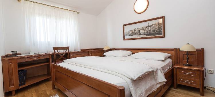 卡斯特罗别墅公寓酒店(Apartments Villa Castello)图片