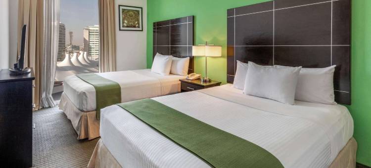 普埃布拉帕尔马斯安赫洛波利斯拉昆塔温德姆酒店(La Quinta by Wyndham Puebla Palmas Angelopolis)图片