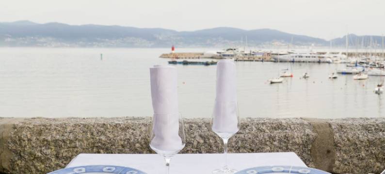 奥桑多马尔酒店(O Son Do Mar)图片