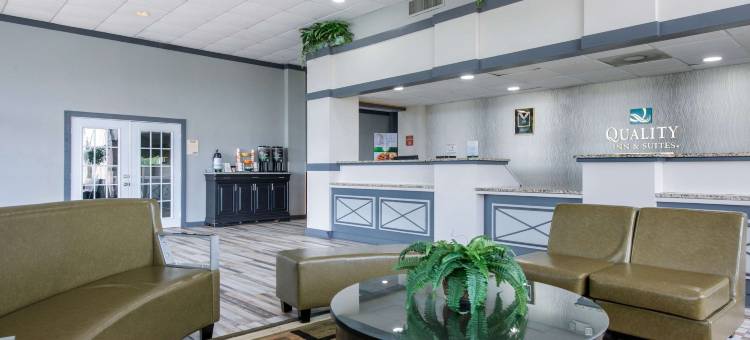 布鲁克斯维尔I-75-戴德市凯艺套房酒店(Quality Inn & Suites Brooksville I-75-Dade City)图片