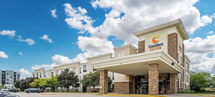 林肯东舒适套房酒店-购物区(Comfort Suites East Lincoln - Mall Area)图片