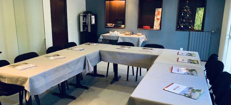 德利拉斯里莱丝酒店(Hôtel Au Relais des Lilas)图片