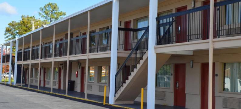 丘奇兰德经济型汽车旅馆(Budget Lodge Churchland)图片