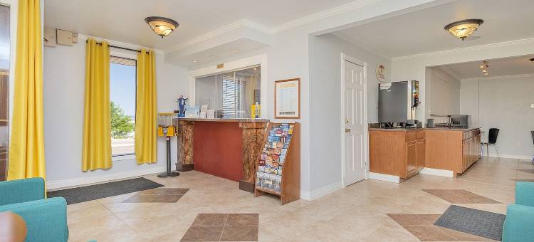 科罗拉多斯普林斯-切斯特纳特街温德姆速8酒店(Super 8 by Wyndham Colorado Springs/Chestnut Street)图片