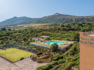 吉娜公园别墅酒店(Villa Zina Family Resort)
