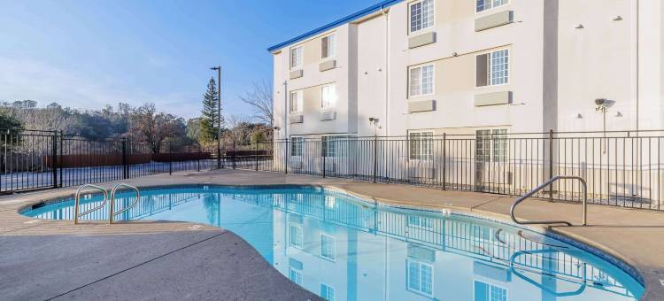 奥本6号汽车旅馆(Motel 6 Auburn, CA)图片