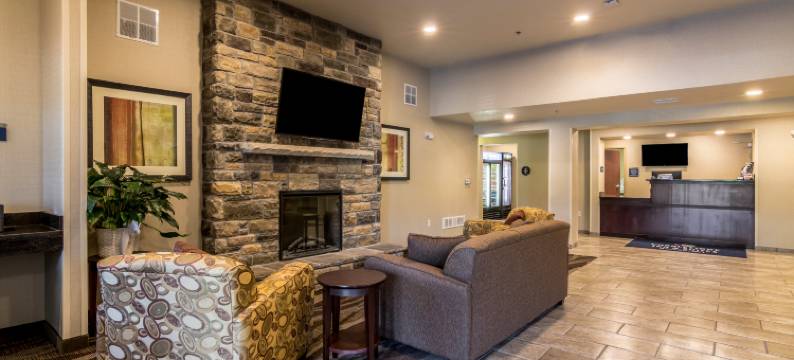 鹅卵石套房酒店 - 巴隆(Cobblestone Inn & Suites - Barron)图片