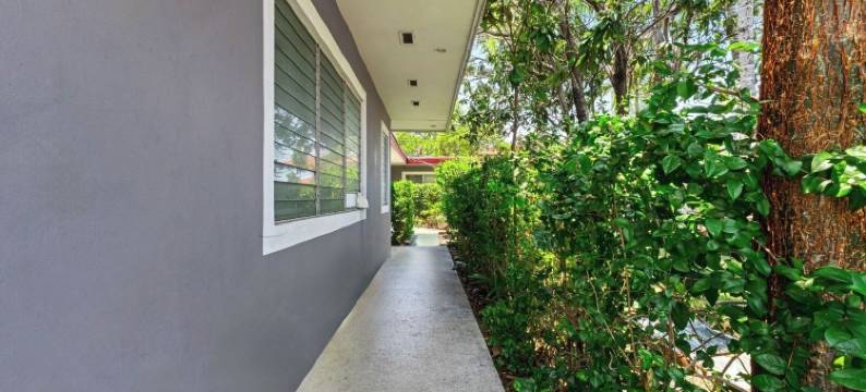 好莱坞，佛罗里达州的舒适两卧室 - 宠物友好(Bright 2Br Getaway | BBQ, Garden & Parking)图片