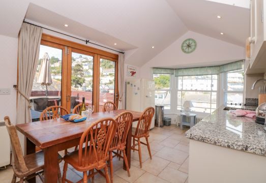 Kipper Lodge Hotel Overview