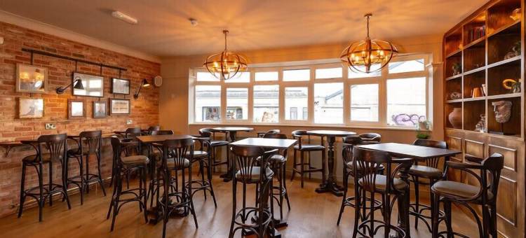 小熊贝尔酒店(The Bear)图片