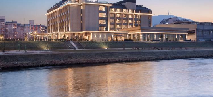 斯科普里希尔顿逸林酒店(DoubleTree by Hilton Skopje)图片