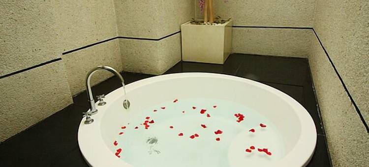 屏东金沙湾二馆时尚旅店图片