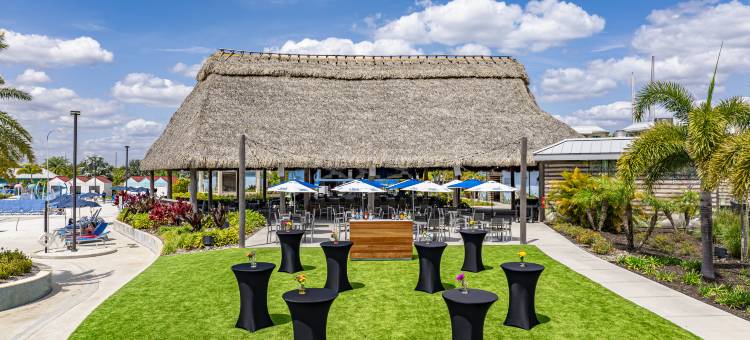 Embassy Suites by Hilton Orlando Sunset Walk图片