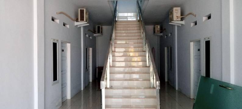 Hotel O 尼安伊斯兰公寓靠近Pertamina 74.91657马蒂罗塔西加油站(Hotel O Kost Nian Syariah Near Spbu Pertamina 74.91657 Mattirotasi Sidrap)图片