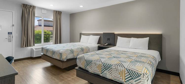 CA拉梅萨6号汽车旅馆(Motel 6 la Mesa, CA)图片