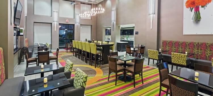 希尔顿欢朋套房酒店-塔尔萨伍德兰希尔斯(Hampton Inn & Suites Tulsa-Woodland Hills at 71st & Memorial)图片