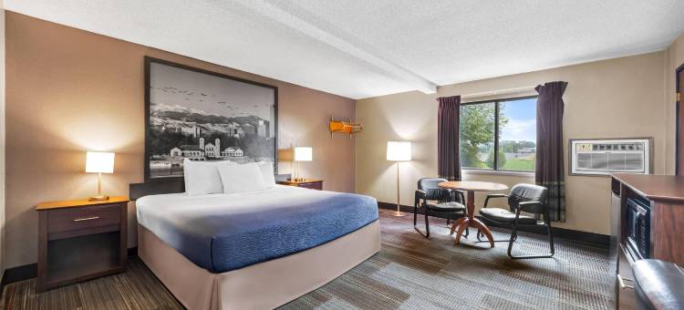 Super 8 by Wyndham Colorado Springs Peterson Space Force图片