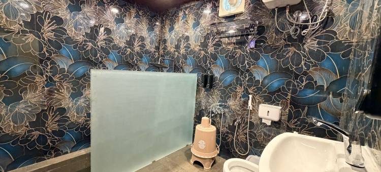 TIPESHWAR 的 PAWS(PAWS AT TIPESHWAR)图片