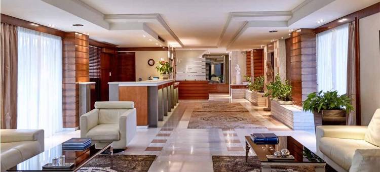 布雷泽套房酒店(Blazer Suites Hotel)图片