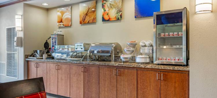 舒适套房酒店(Comfort Suites French Lick)图片