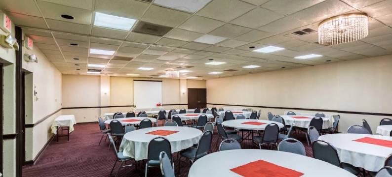 贝敦酒店O提供的生态套房(Eco Inn Suites by Hotel O Baytown)图片