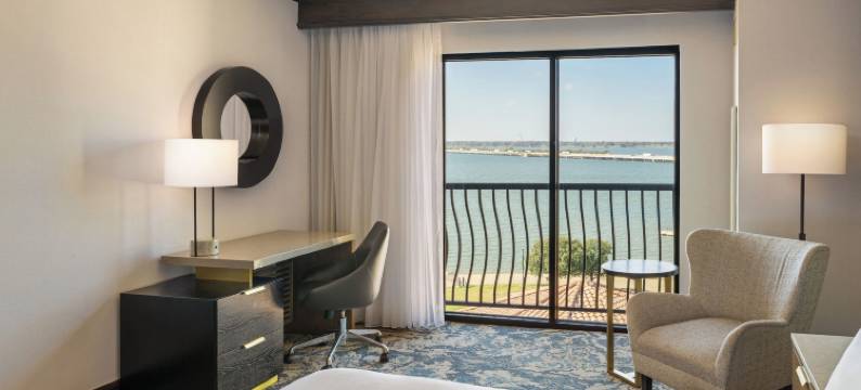 达拉斯罗克沃尔湖滨希尔顿酒店(Hilton Dallas/Rockwall Lakefront)图片