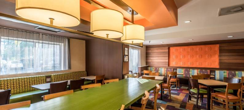 萨凡纳I-95南万豪万枫酒店(Fairfield Inn & Suites Savannah I-95 South)图片