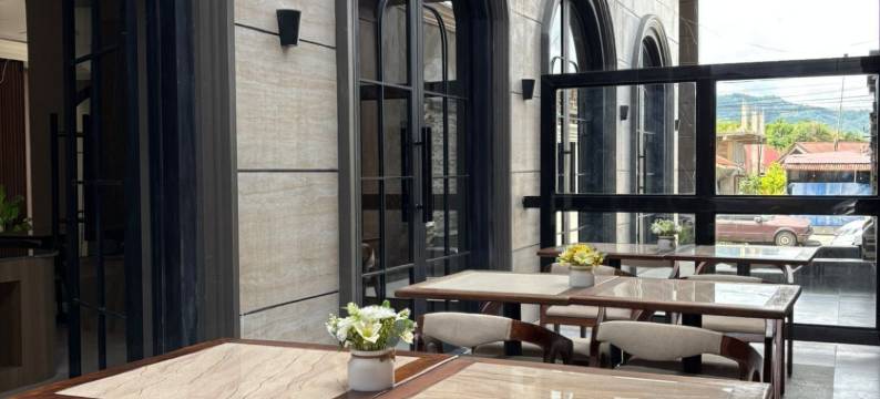 阿莱莎酒店(ALESHA HOTEL)图片