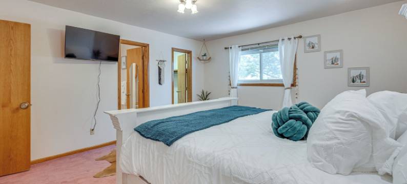 带室内游泳池的华丽Calhan家！(Stunning Calhan Home w/ Indoor Pool!)图片